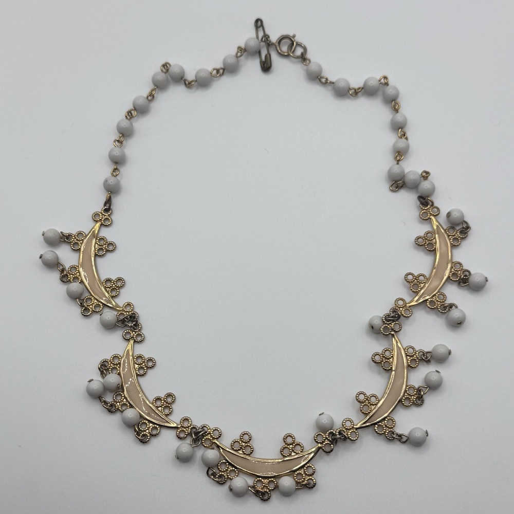 18k Mother of Pearl Art Deco Mid-Century 1920s Necklace Jewelry for Women